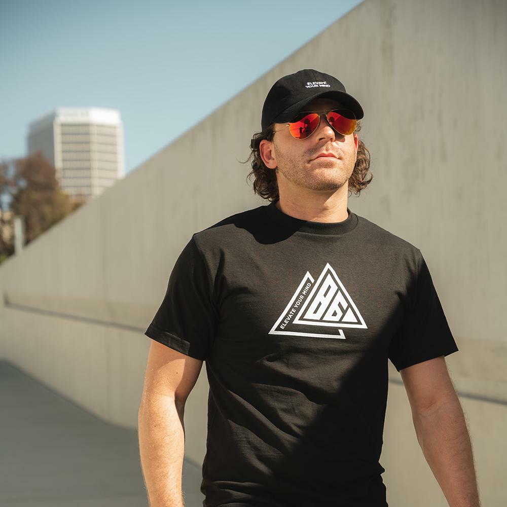 images man in black wearing elevate dad hat