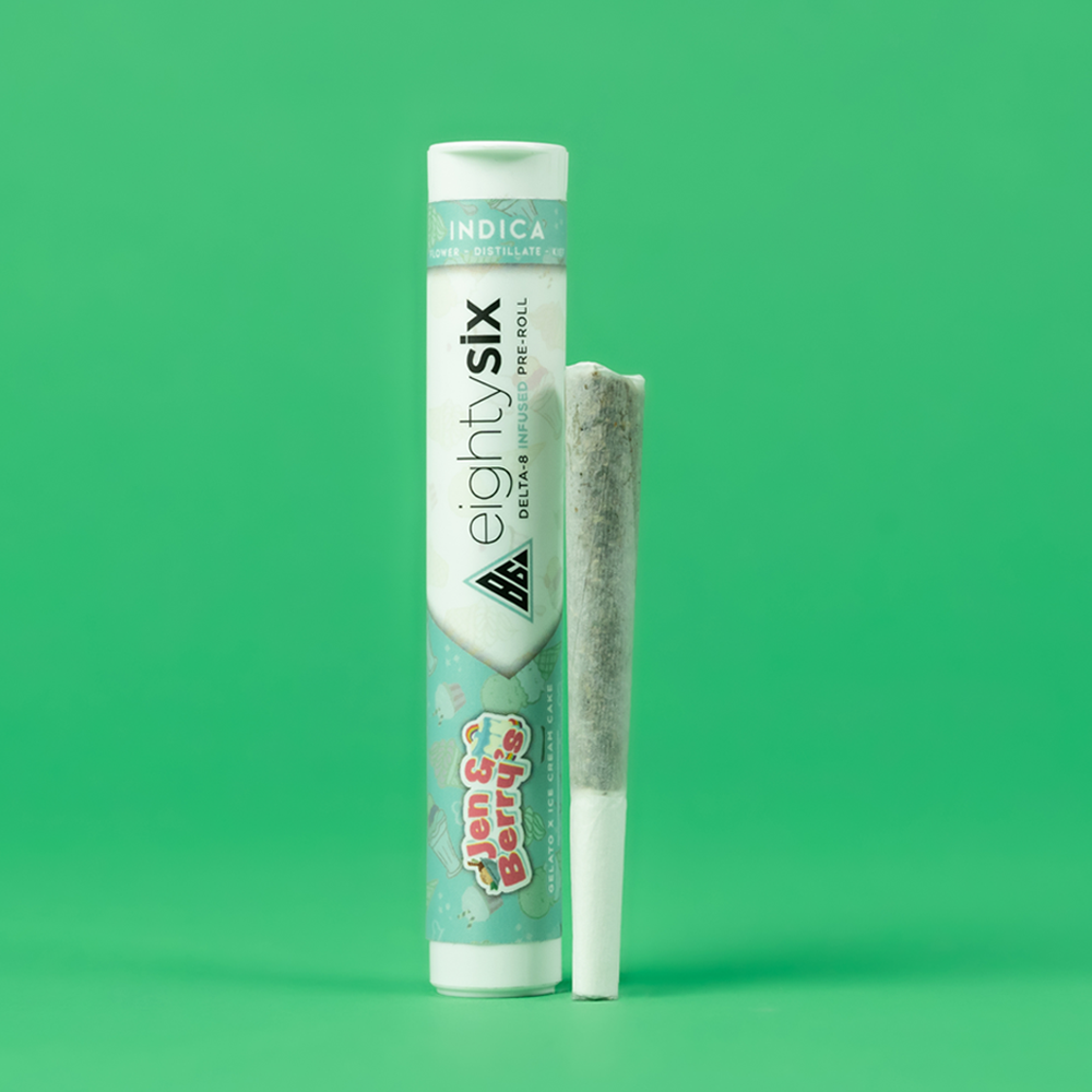 JenBerrys-D8-PreRoll Jen & Berry's Delta-8 THC Pre-Roll with its respective packaging on a green background.